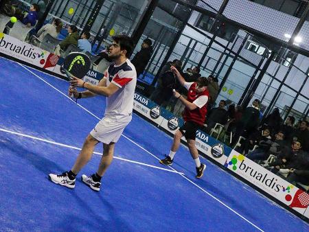 Imagen El Circuito Provincial de Pádel Indoor dio inicio a una nueva edición con una emocionante final masculina, que terminó con la victoria...